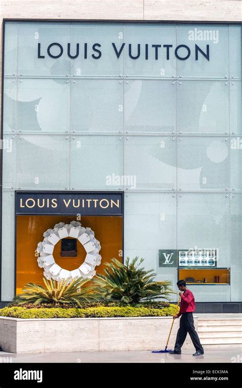 louis vuitton delhi|dlf emporio vasant kunj.